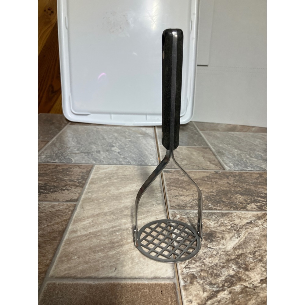 Vintage Flint Stainless USA Potato Masher Black Handle Grid Pattern 9.5 Inch